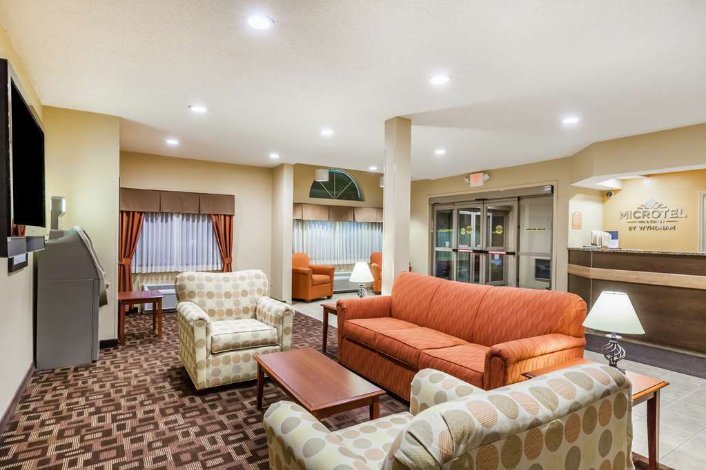 Microtel Inn & Suites By Wyndham Verona Interieur foto